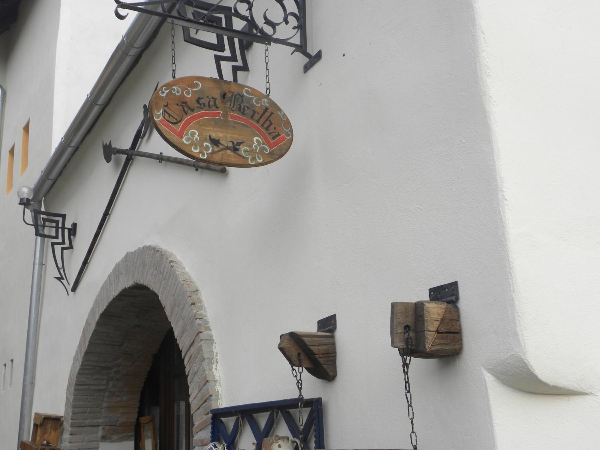 Hotel Casa Bertha Sighişoara Esterno foto